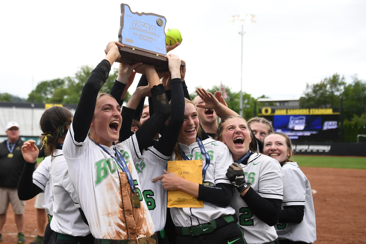 x Pendleton Wilsonville 5A softball final Leon Neuschwander 68
